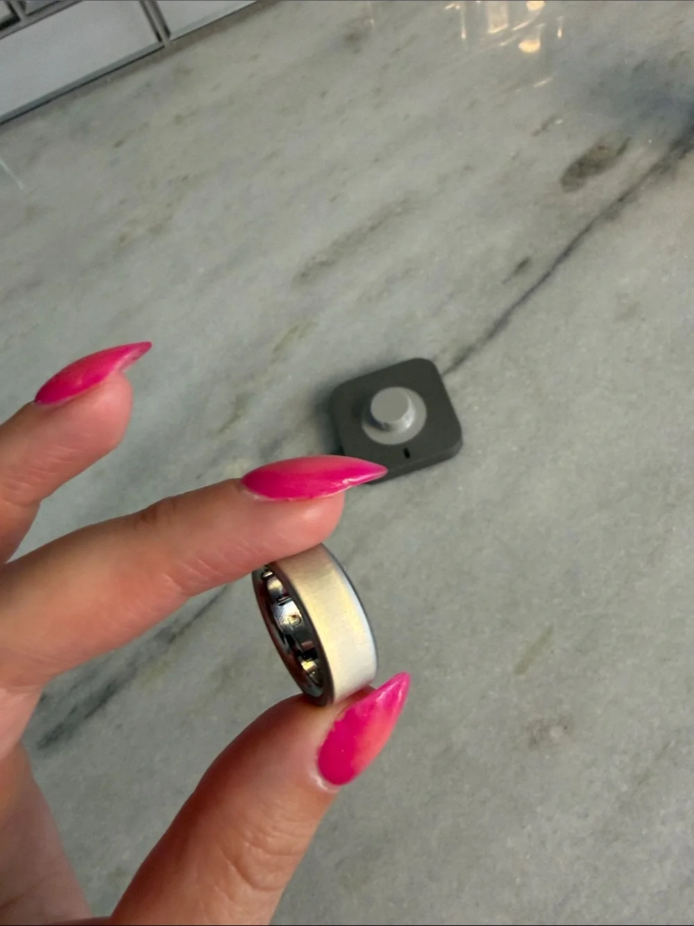 Oura Silver Smart Ring